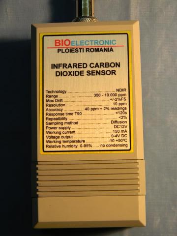 Senzor_IR_dioxid_carbon.JPG